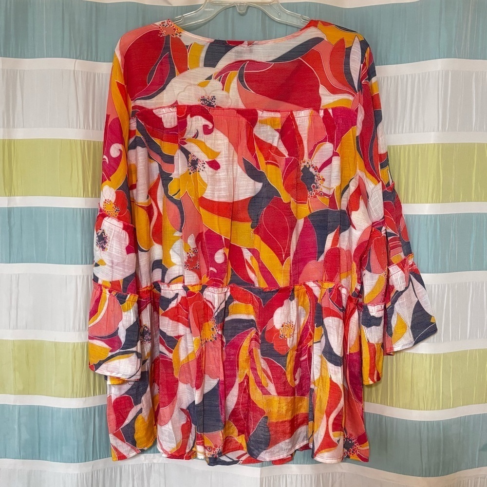 Cocomo Flowy Boho Bell Sleeve Tunic Floral Wearable Art Top Sz 2X - Picture 8 of 9